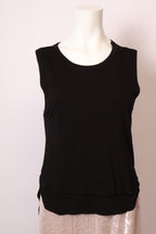 LNA Shirt von Labelstorys, bequemes Herrenhemd aus weichem Stoff, mit Kragen und Knopfleiste, in natürlicher Farbgebung.