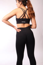 Sportbabe Shirt von Labelstorys, bequemes Baumwoll-Shirt mit sportlichem Design, abgebildet in der Produktaufnahme.