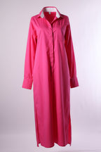 Labelstorys MaxiBlusenkleid von Octave999, langärmeliges, fließendes Blusenkleid aus leichter Stoffqualität.