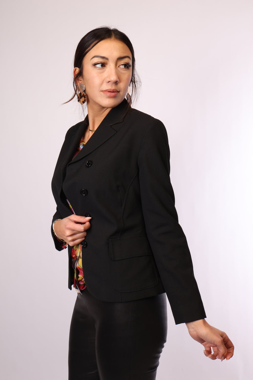 Preloved Blazer von Divina in Schwarz – Größe M (38)
