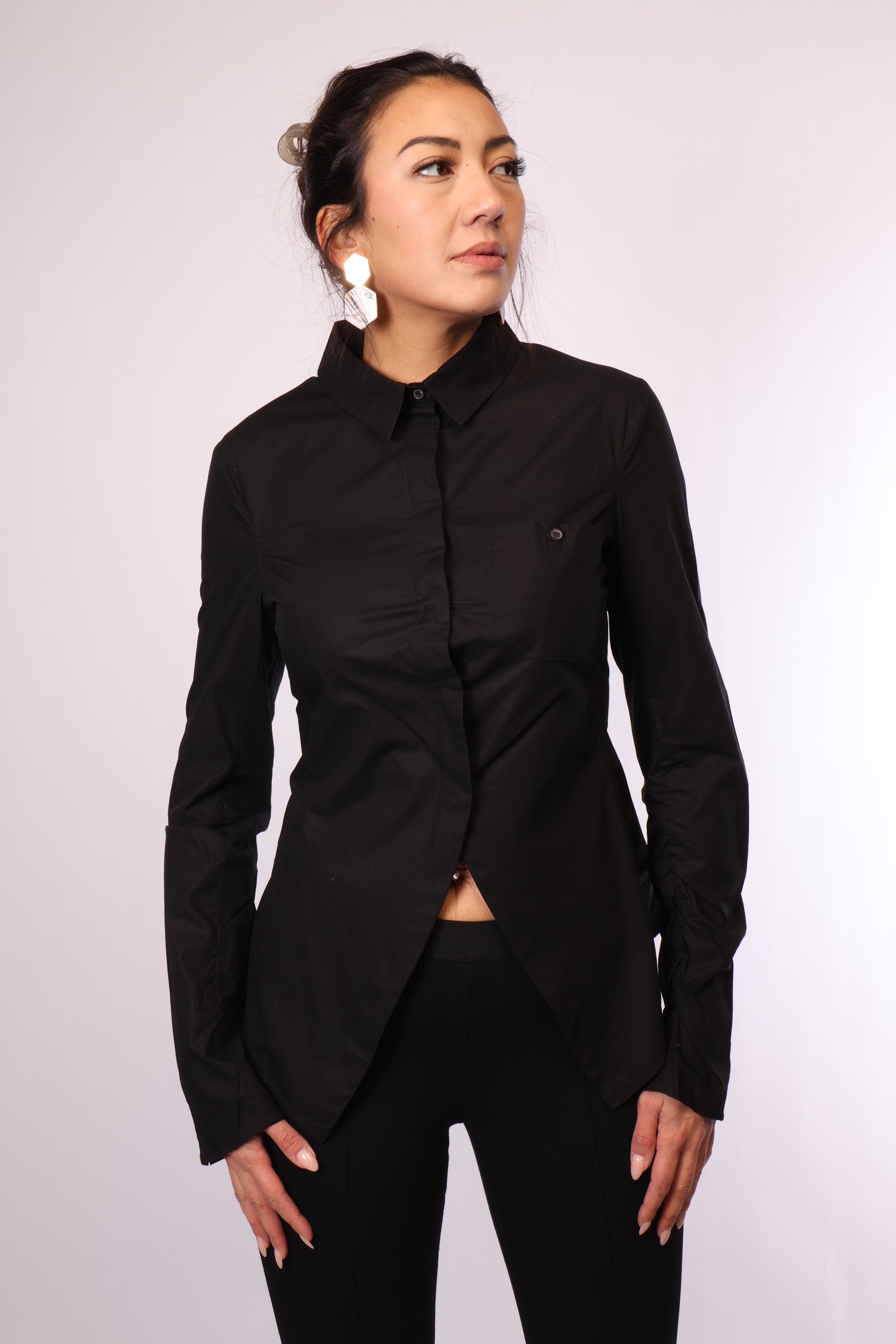 Secondhand Bluse von Rundholz in Schwarz – Größe S