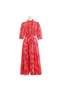 Labelstorys Kleid aus 100% Baumwolle in Apricot mit Muster, Hemdkragen und kurzen Ärmeln.