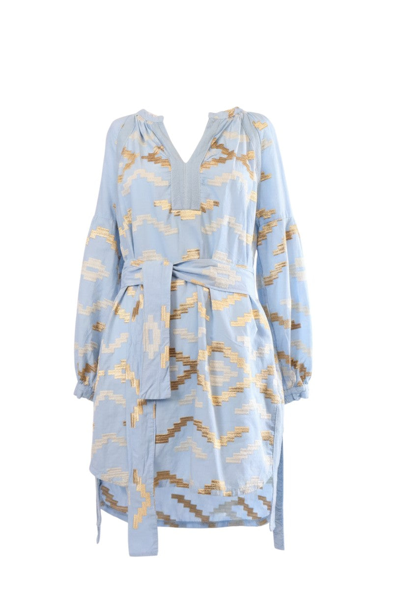 Labelstorys Sommerkleid aus 100% Baumwolle in Hellblau mit gold/weißem geometrischem Muster und Bindegürtel, Größe S.