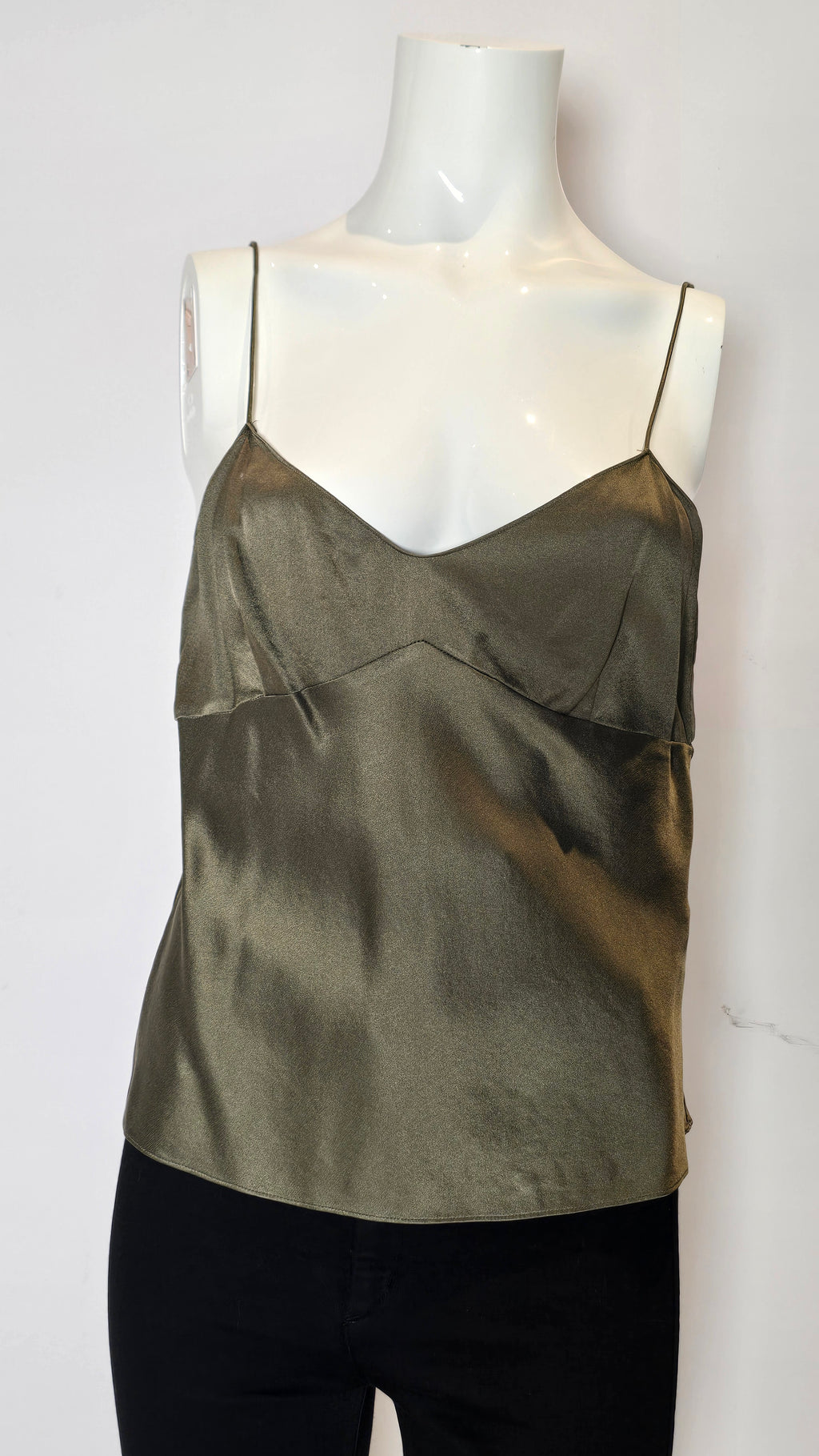 DKNY