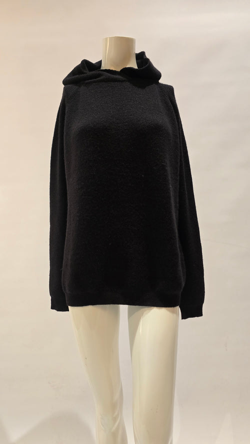 Herren Pullover von Labelstorys in Grau mit Rundhalsausschnitt, weiche Baumwollqualität, schlichte, bequeme Passform.