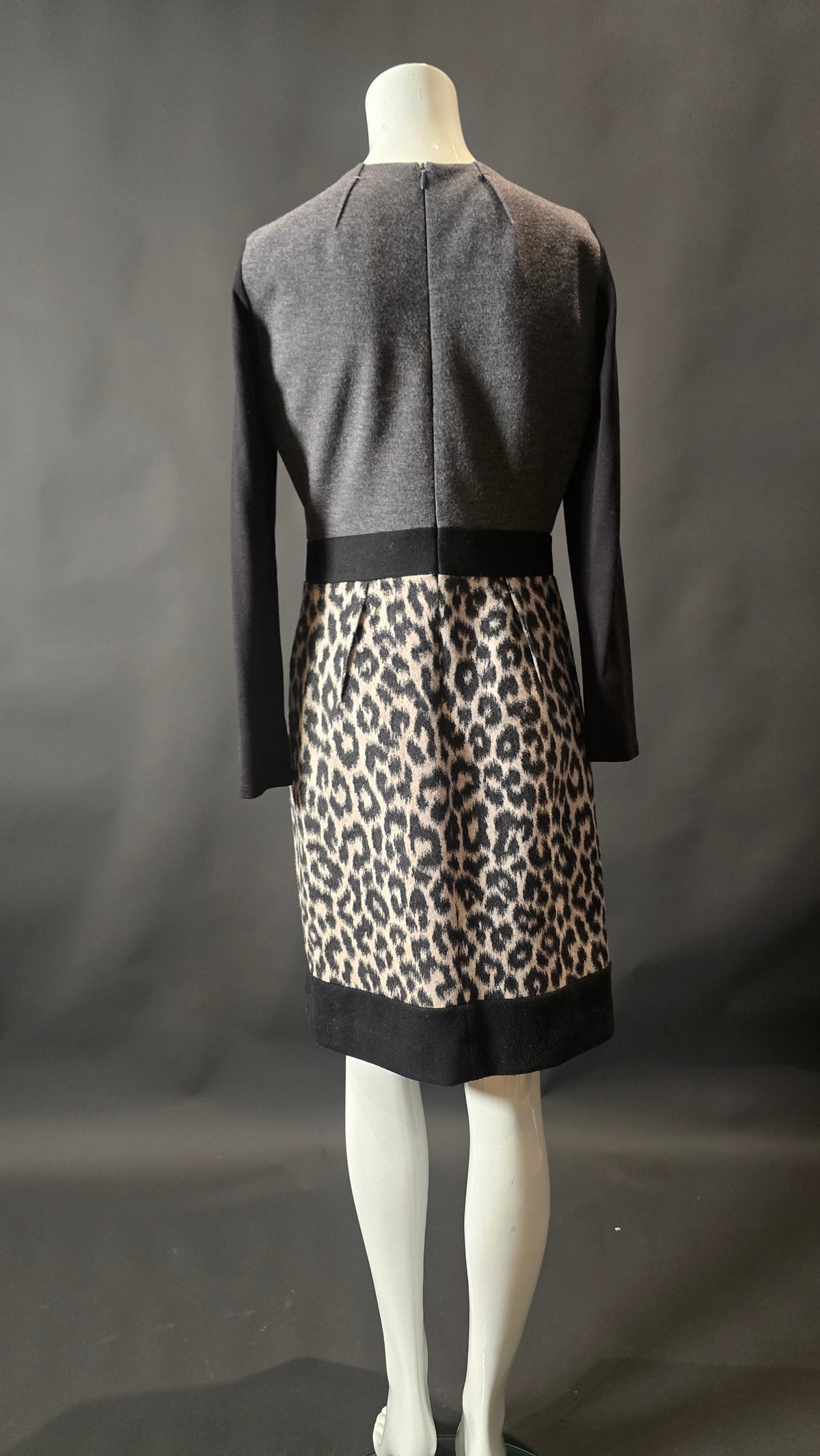 Paule KA Kleid Schwarz Grau Gemustert · Gr. L