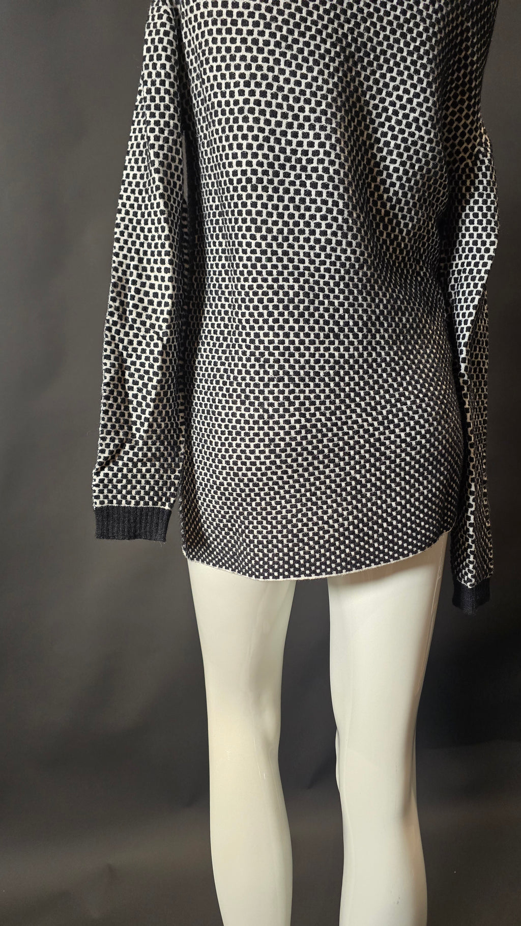 Pinko Longshirt Schwarz-Weiß gemustert · Gr. M