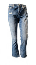 True Religion Kick-Flare-Jeans in gewaschenem Denim Blau, Gr. W29, mit hohem Bund und ausgestelltem Bein.